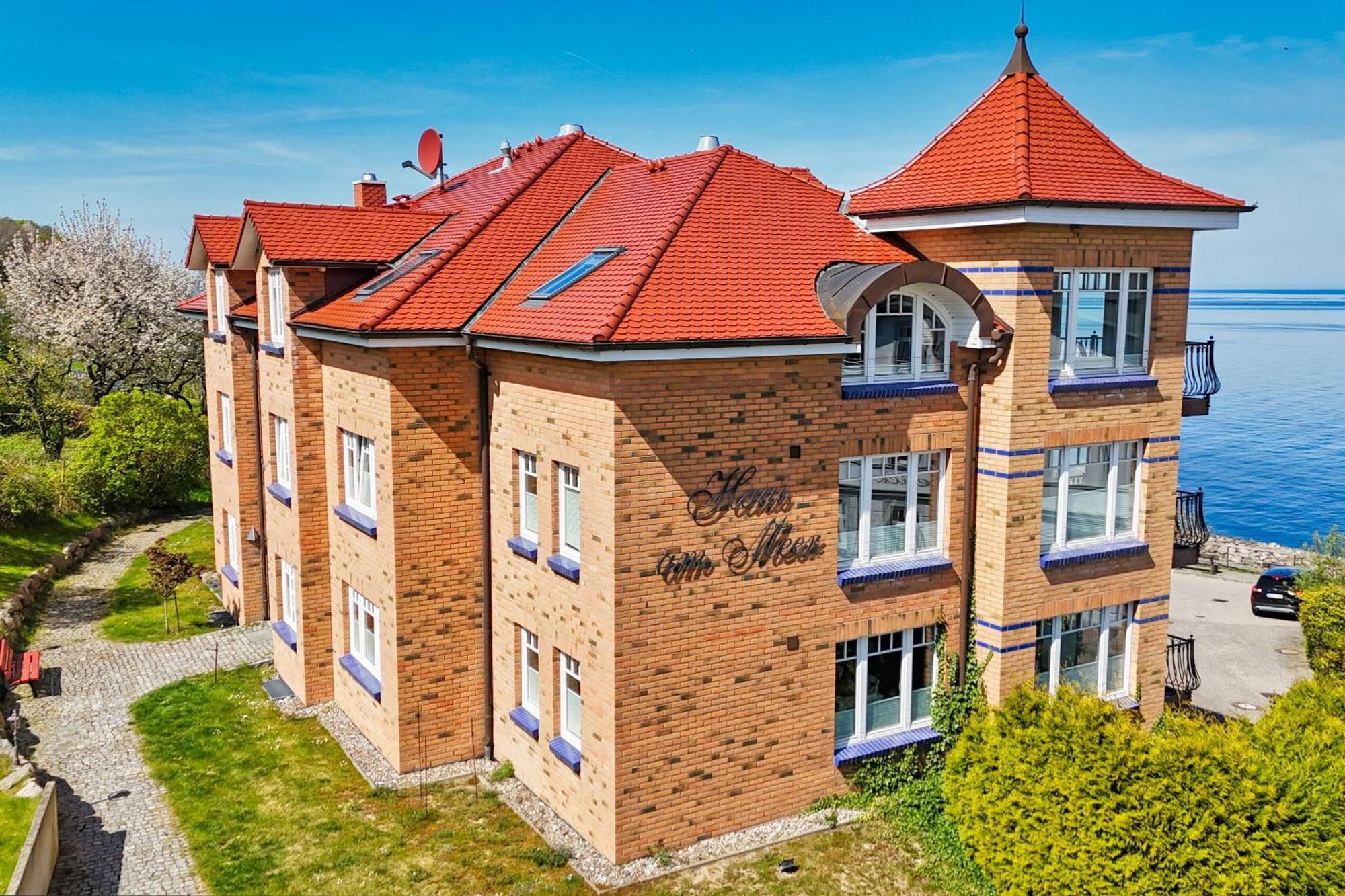Ferienwohnung Mit Traumhaftem Meerblick - Haus Am Meer Fewo 10 Lohme Exterior foto